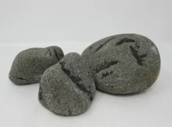 Schwarzer Findling Unterschiedliche Farb- Und Form-Spektren Per 1kg